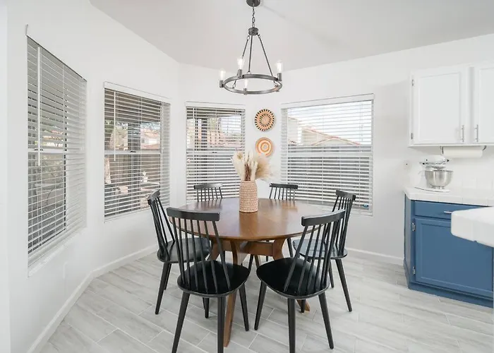 Holiday home Sonoran Sunspot, Quiet Neighborhood, Sunroom *